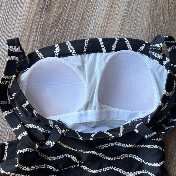 Vintage inspired Black, White Gold One Piece Swimsuit 10 - Picture 7 of 9